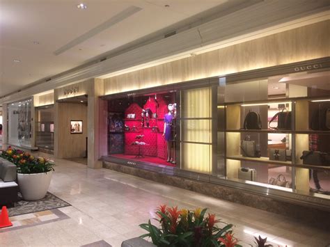 gucci atlanta airport|Gucci phipps plaza.